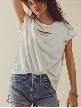We The Free Edgy Boho Cut Out Tee M
